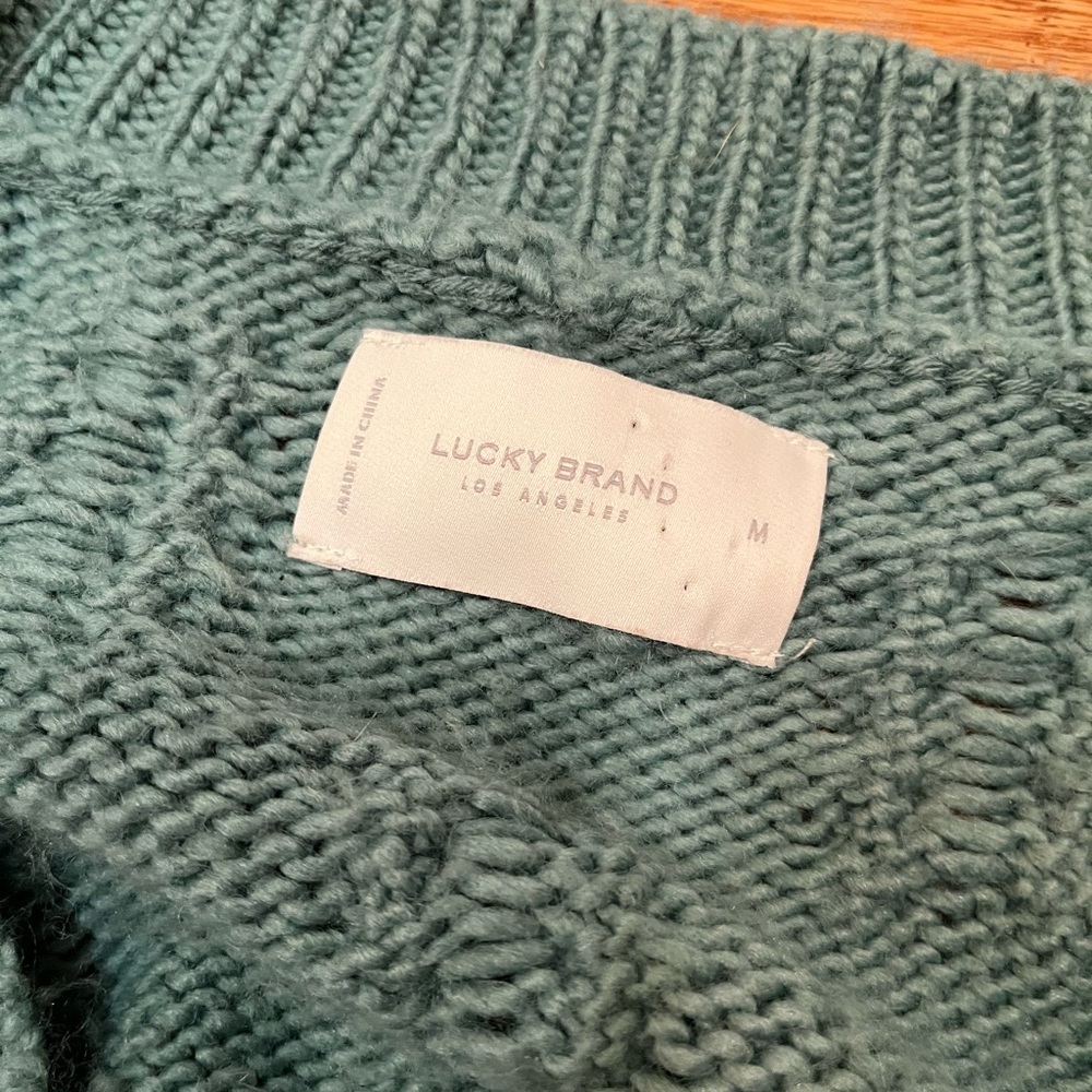 Lucky Brand Oversized Slouchy Fit Chunky Cozy Green Cable Knit V-Neck Sweater. - Picture 6 of 15